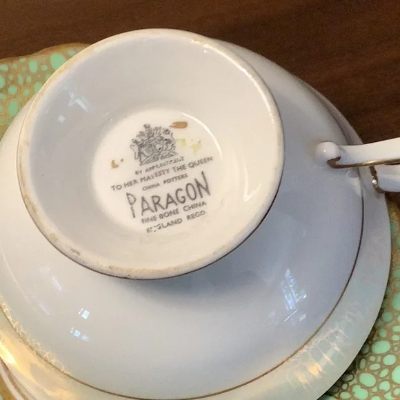 Paragon Tea Cup - Picture 3 of 5